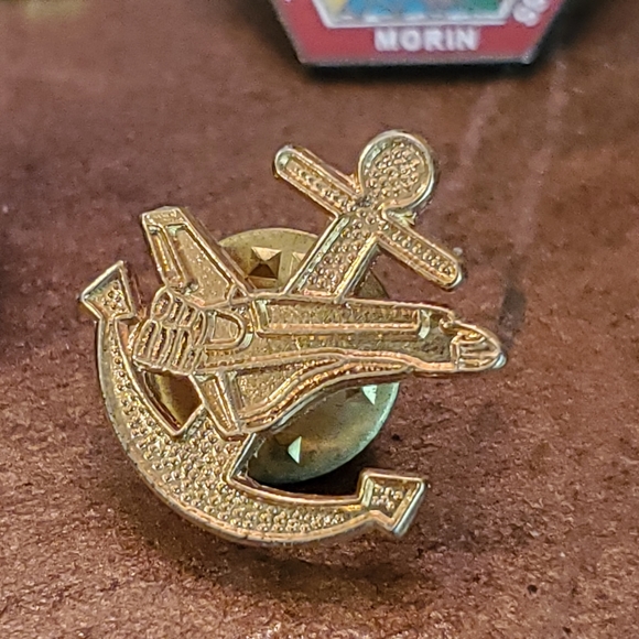 NASA Space Shuttle Mission Pins - Picture 4 of 12